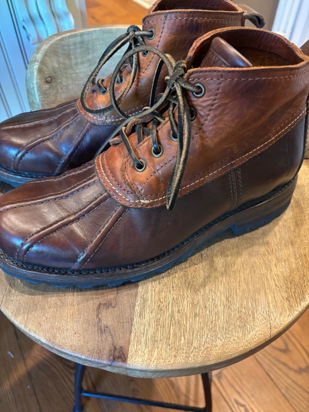 Frye sherling lined men’s lace up leather boot